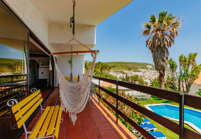 House in Sesimbra - RENT4REST SESIMBRA 4BDR OCEAN VIEW AND PRIVATE POOL VILLA House in Sesimbra - RENT4REST SESIMBRA 4BDR OCEAN VIEW AND PRIVATE POOL VILLA