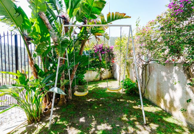 House in Sesimbra - RENT4REST SESIMBRA 4BDR OCEAN VIEW AND PRIVATE POOL VILLA House in Sesimbra - RENT4REST SESIMBRA 4BDR OCEAN VIEW AND PRIVATE POOL VILLA