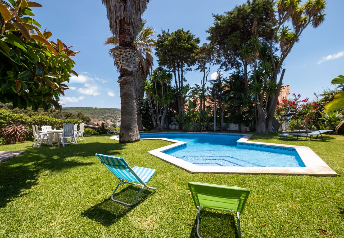 House in Sesimbra - RENT4REST SESIMBRA 4BDR OCEAN VIEW AND PRIVATE POOL VILLA