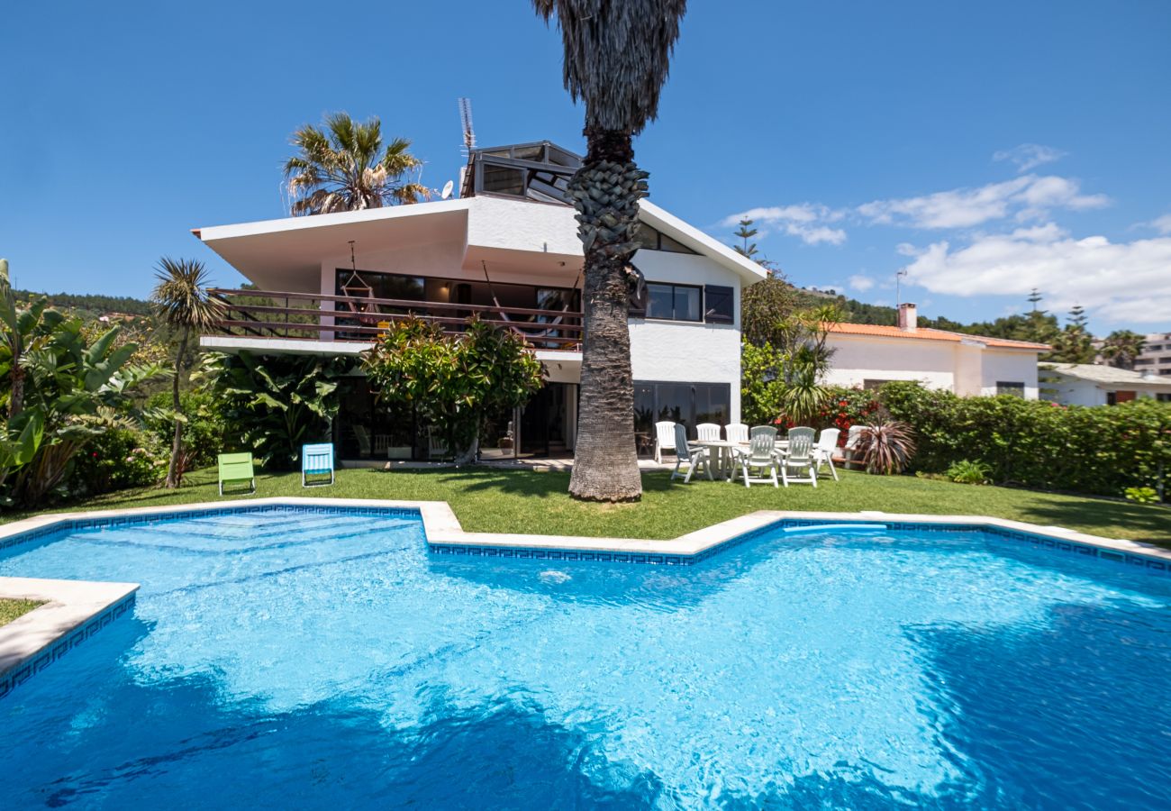 House in Sesimbra - RENT4REST SESIMBRA 4BDR OCEAN VIEW AND PRIVATE POOL VILLA