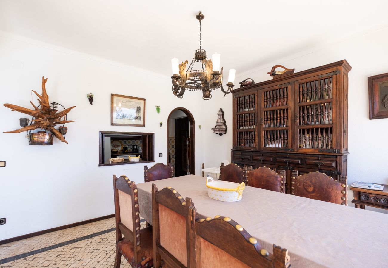 House in Sesimbra - RENT4REST SESIMBRA 4BDR OCEAN VIEW AND PRIVATE POOL VILLA