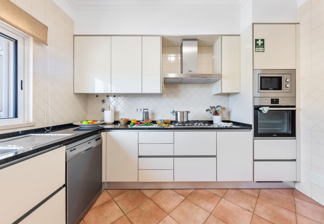 Villa in Albufeira - Villa Ericeira OCV - Private Pool Ideal Kids
