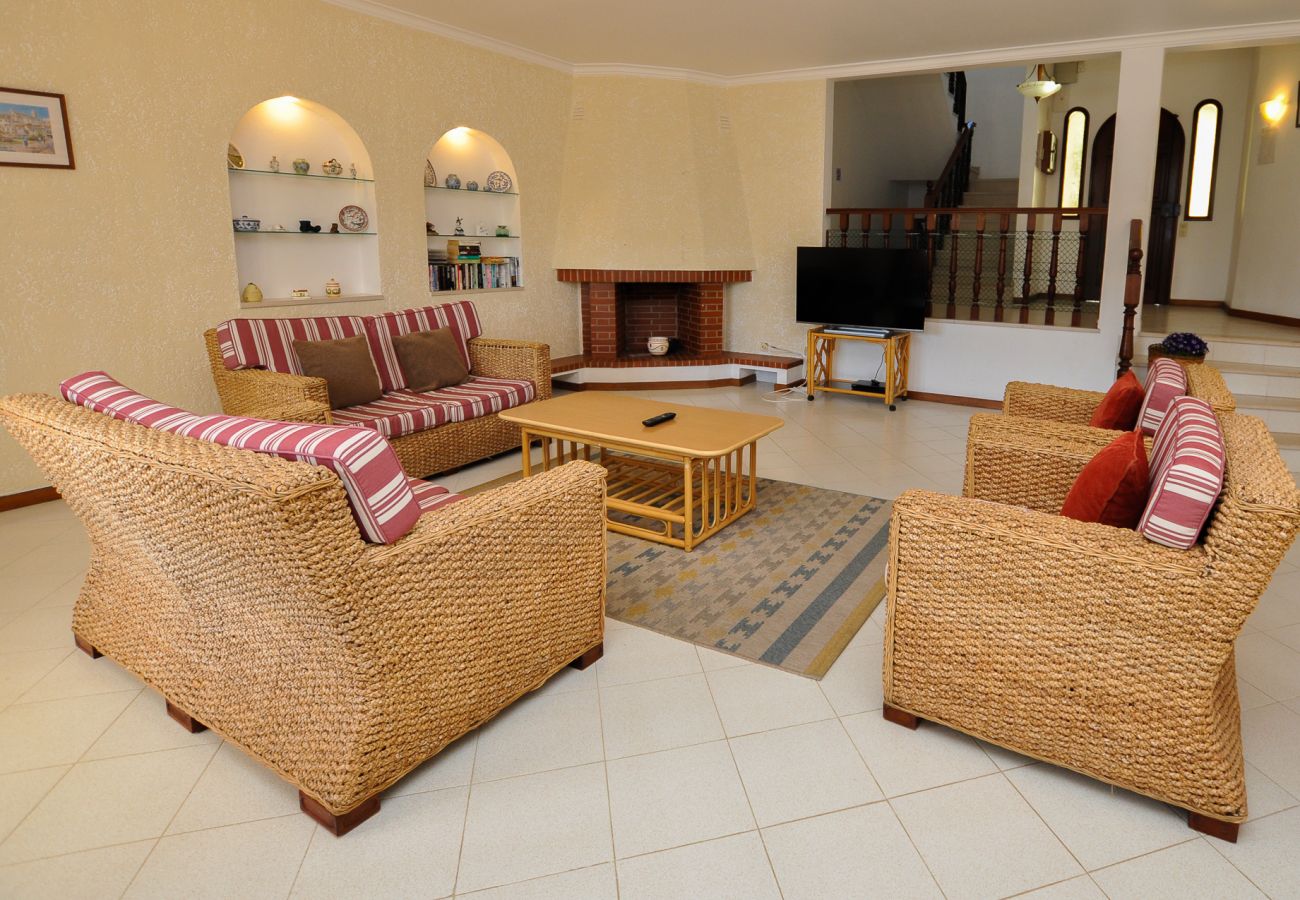 Villa in Albufeira - Casa Das Palmeiras OCV - Ideal for families