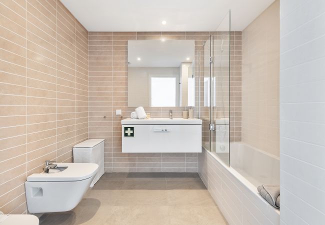 Villa in Albufeira - Design Villa OCV - Heated Pool and Jacuzzi Villa in Albufeira - Design Villa OCV - Heated Pool and Jacuzzi