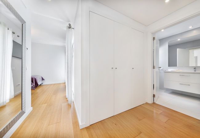 Villa in Albufeira - Design Villa OCV - Heated Pool and Jacuzzi Villa in Albufeira - Design Villa OCV - Heated Pool and Jacuzzi