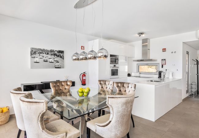 Villa in Albufeira - Design Villa OCV - Heated Pool and Jacuzzi Villa in Albufeira - Design Villa OCV - Heated Pool and Jacuzzi