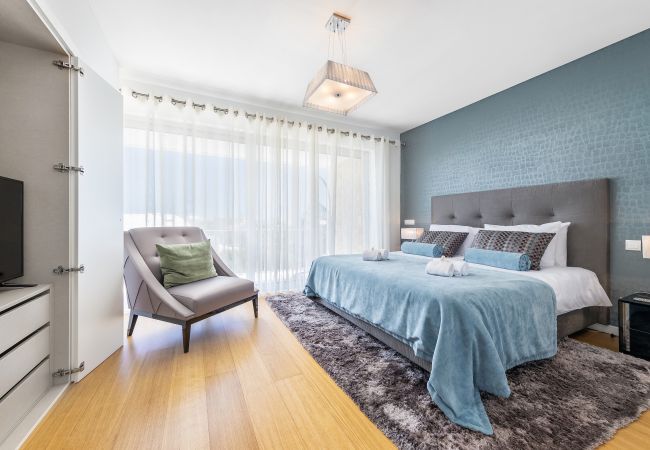 Villa in Albufeira - Design Villa OCV - Heated Pool and Jacuzzi Villa in Albufeira - Design Villa OCV - Heated Pool and Jacuzzi