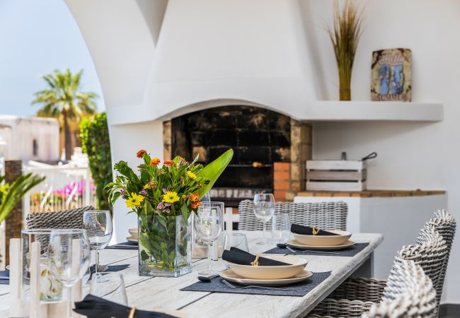 Villa in Albufeira - Villa Eva OCV - Private with Heated Pool and Games Room Villa in Albufeira - Villa Eva OCV - Private with Heated Pool and Games Room