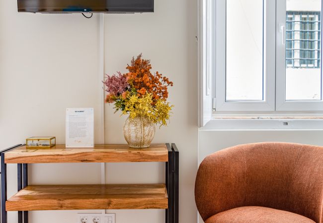 Rent by room in Lisboa - BAIRRO ALTO MUSIC GUEST HOUSE SCHUBERT Rent by room in Lisboa - BAIRRO ALTO MUSIC GUEST HOUSE SCHUBERT