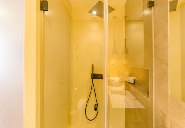 Rent by room in Lisboa - BAIRRO ALTO MUSIC GUEST HOUSE SCHUBERT Rent by room in Lisboa - BAIRRO ALTO MUSIC GUEST HOUSE SCHUBERT