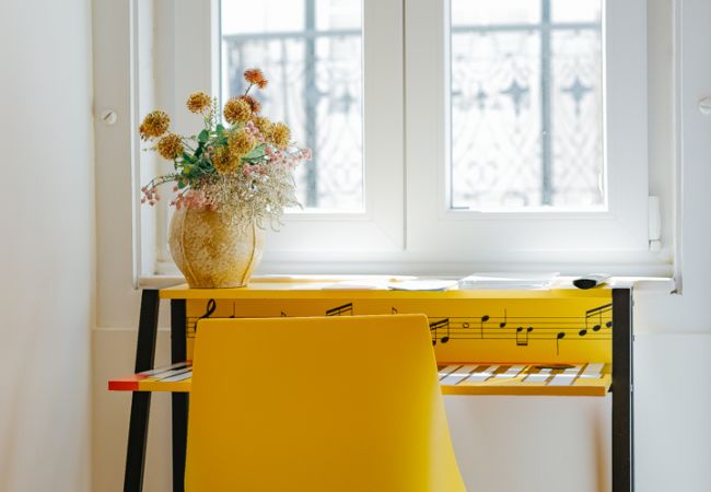 Rent by room in Lisboa - BAIRRO ALTO MUSIC GUEST HOUSE VIVALDI Rent by room in Lisboa - BAIRRO ALTO MUSIC GUEST HOUSE VIVALDI