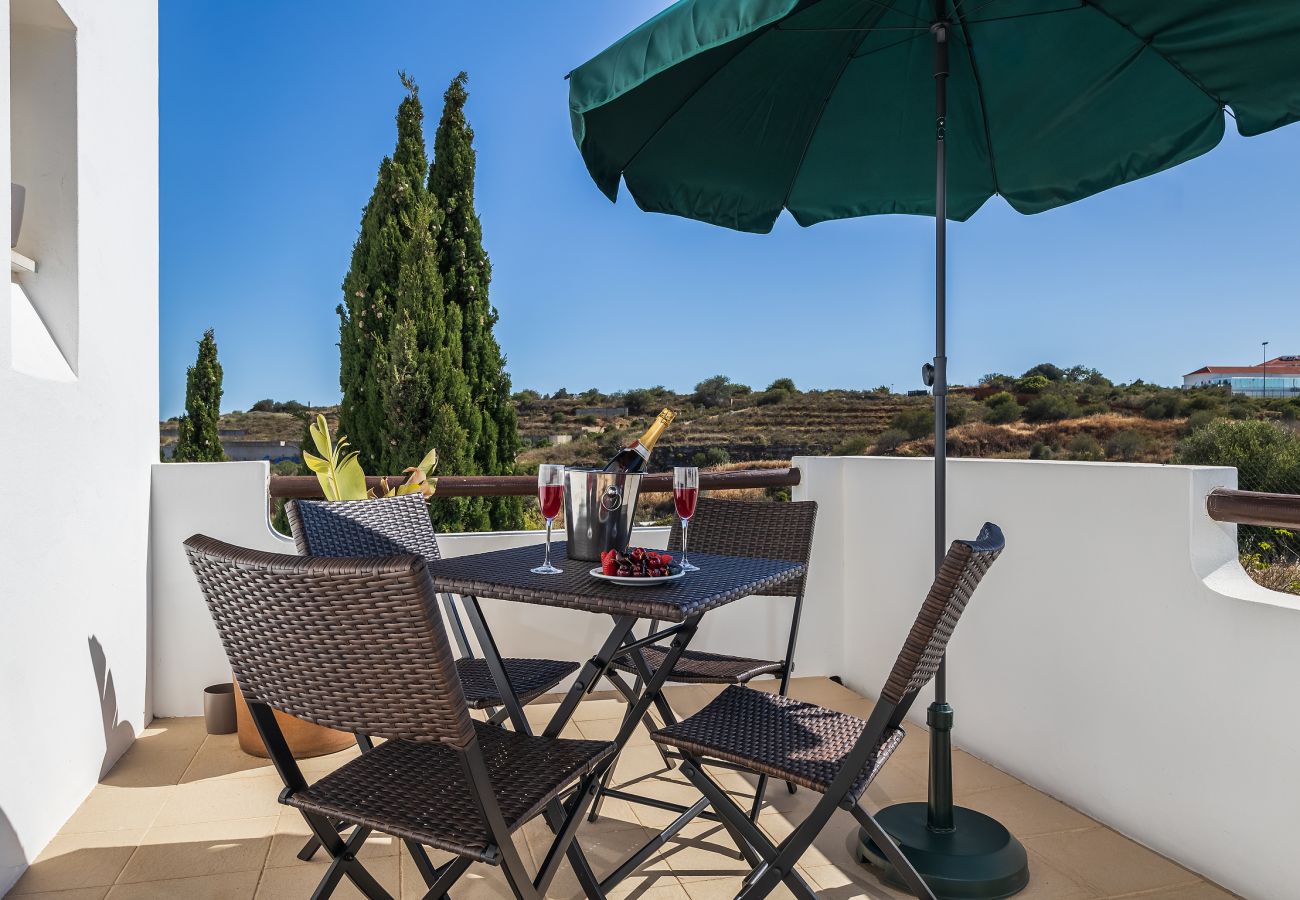 Apartment in Albufeira - Terra Vermelha Clube Ocv - 4 Pools & 2 restaurants