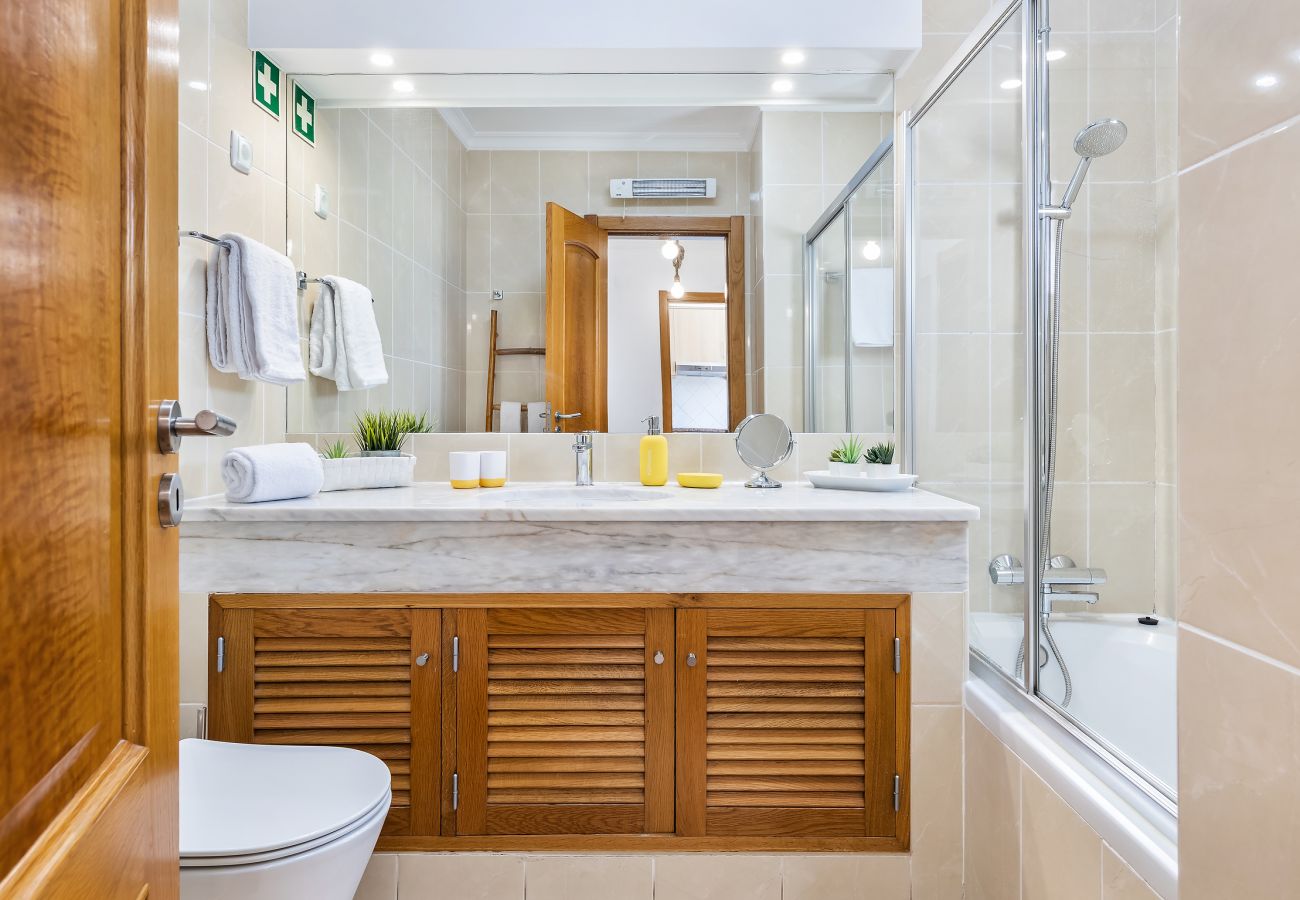 Apartment in Albufeira - Terra Vermelha Clube Ocv - 4 Pools & 2 restaurants