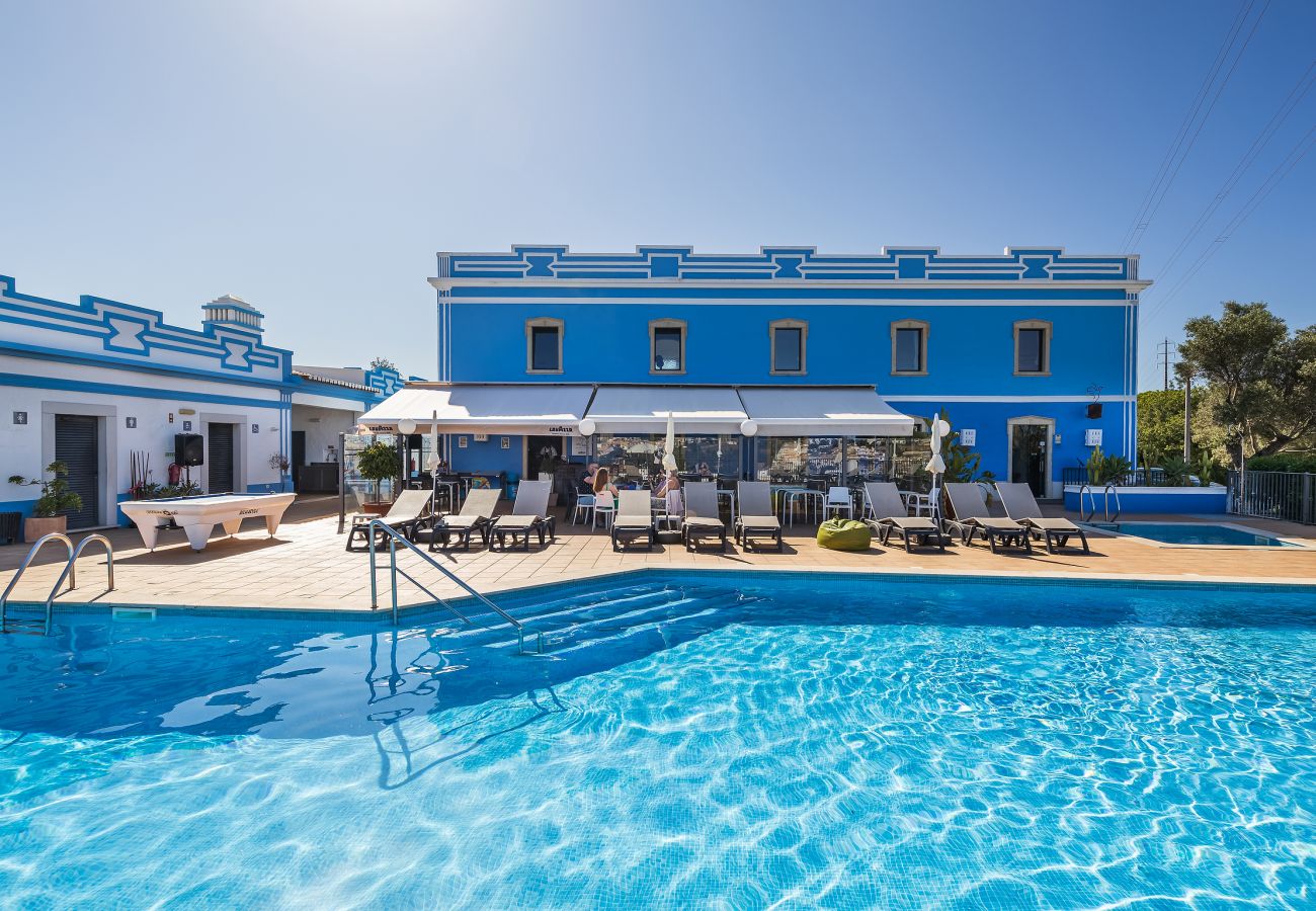 Apartment in Albufeira - Terra Vermelha Clube Ocv - 4 Pools & 2 restaurants