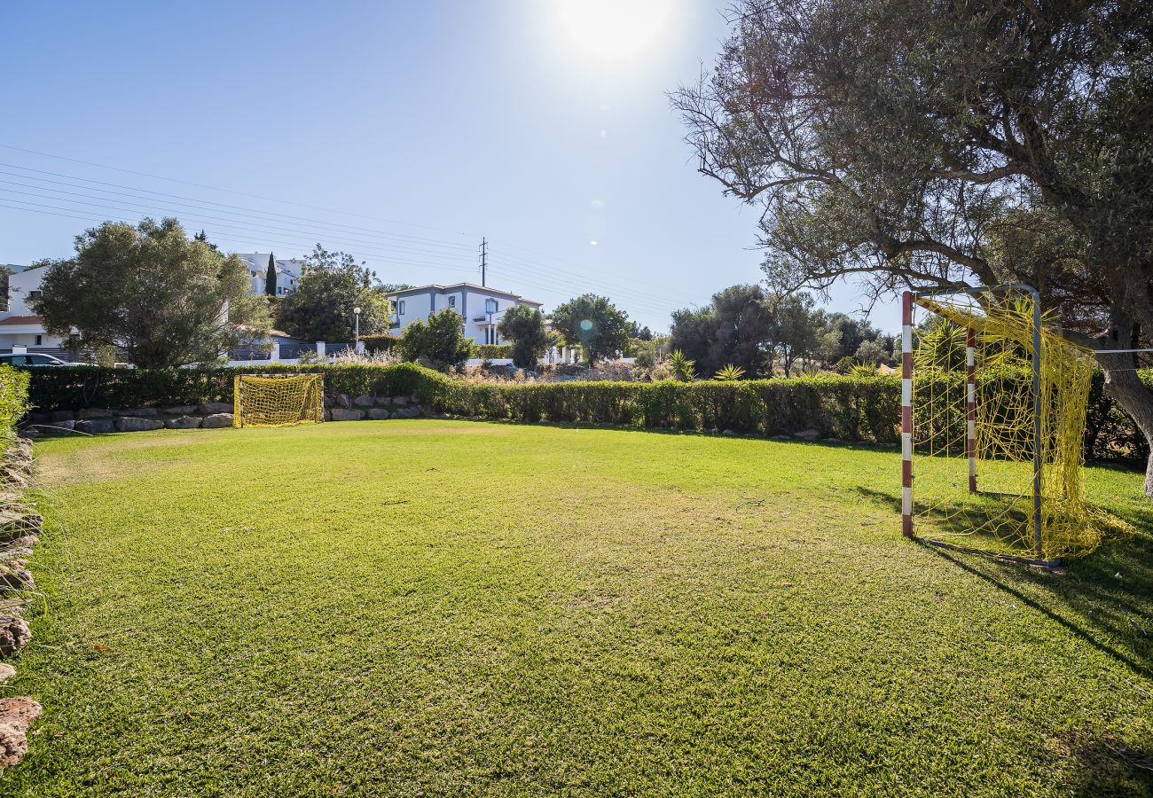 Apartment in Albufeira - Terra Vermelha Clube Ocv - 4 Pools & 2 restaurants
