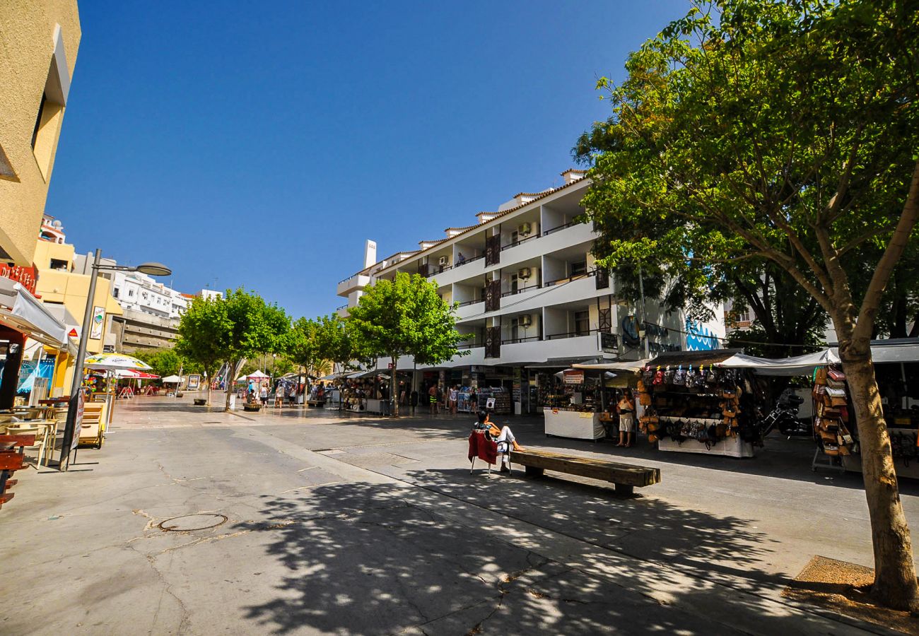 Villa in Albufeira - Walnut Townhouse OCV - Old Town, pool, fantastic sunny terrace