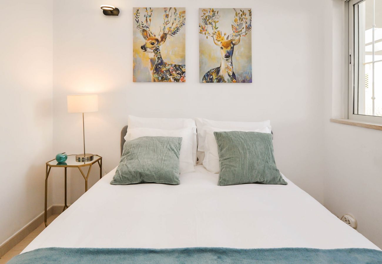 Villa in Albufeira - Walnut Townhouse OCV - Old Town, pool, fantastic sunny terrace