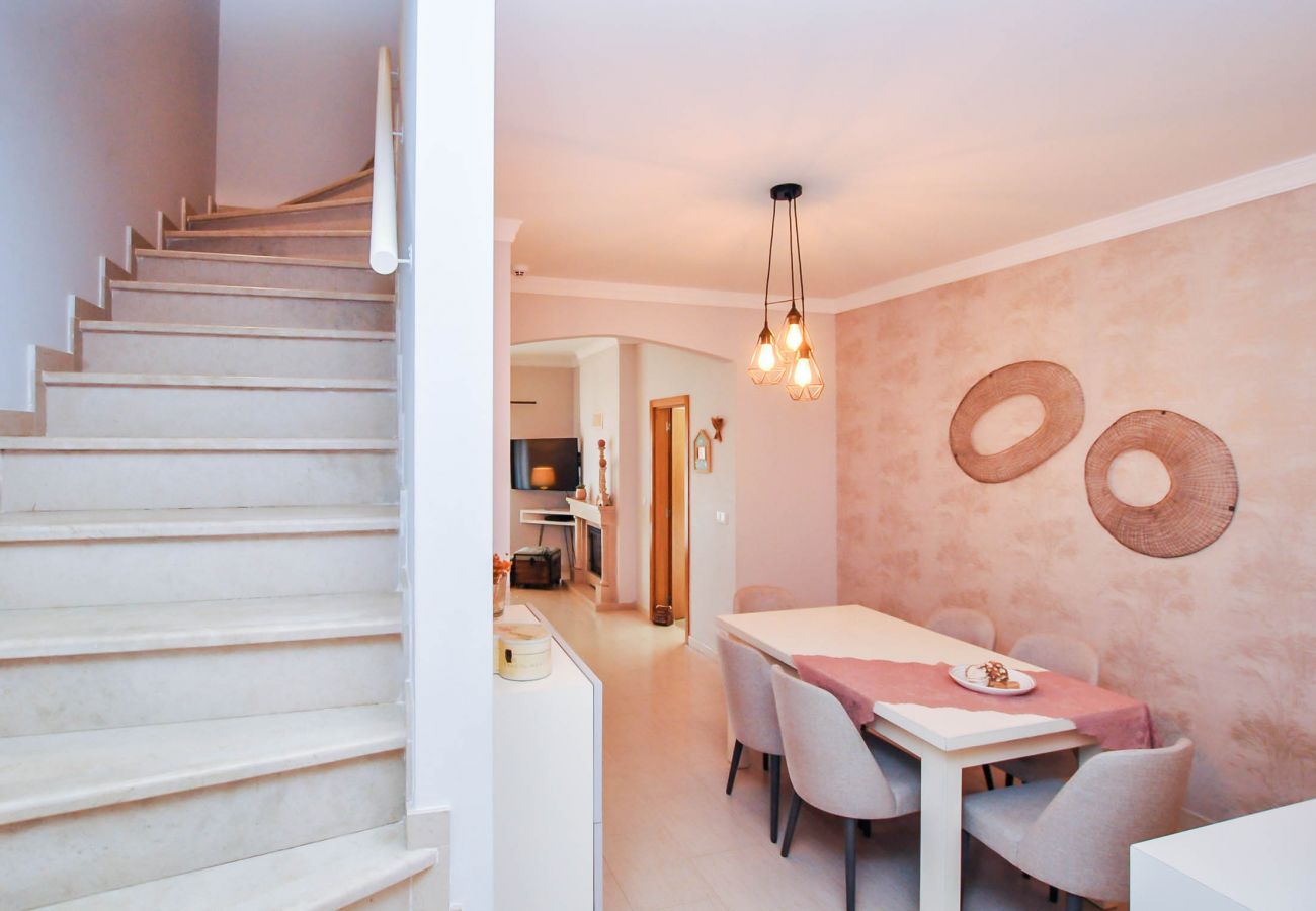 Villa in Albufeira - Walnut Townhouse OCV - Old Town, pool, fantastic sunny terrace