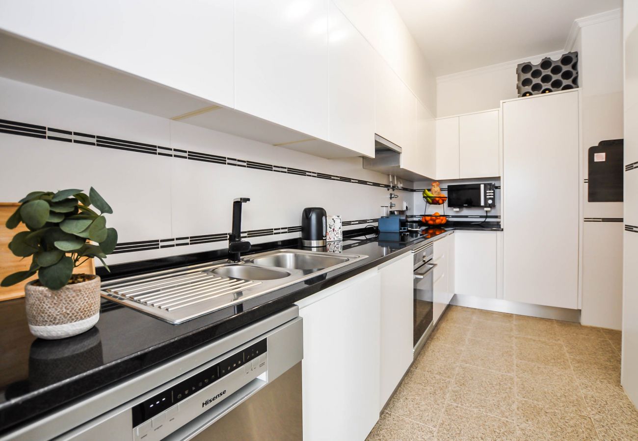 Villa in Albufeira - Walnut Townhouse OCV - Old Town, pool, fantastic sunny terrace
