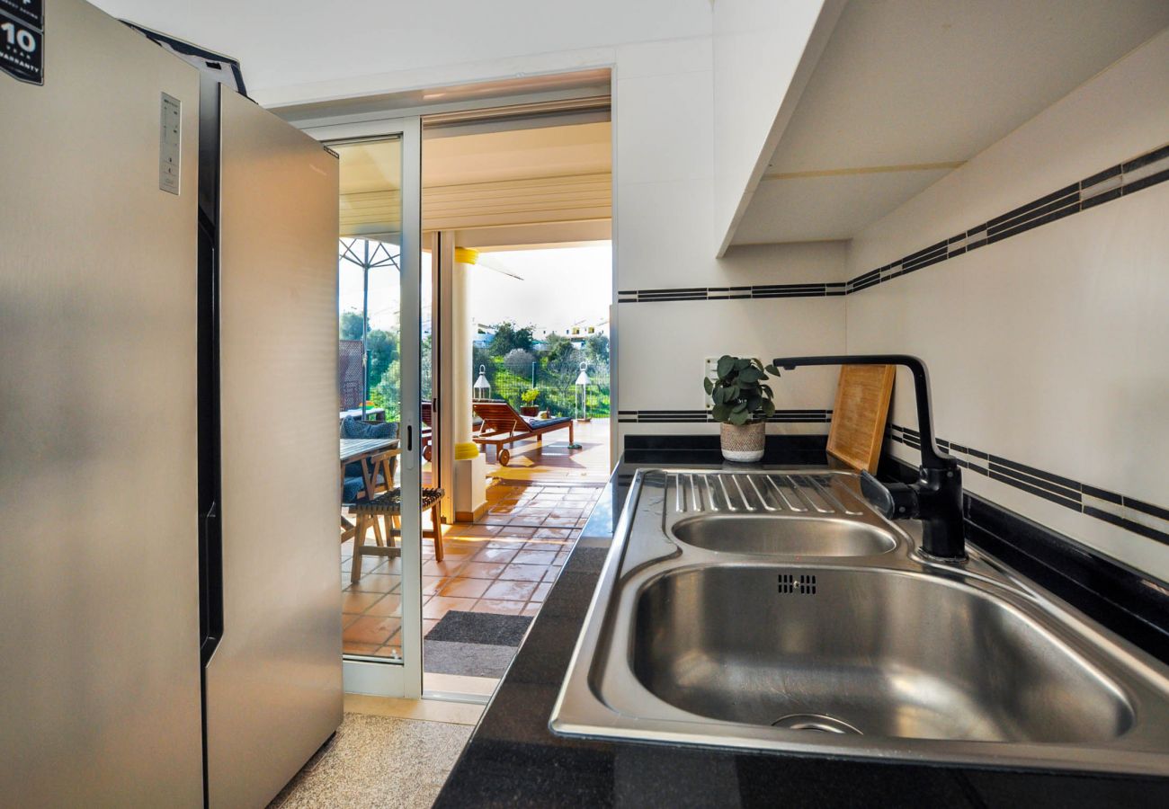 Villa in Albufeira - Walnut Townhouse OCV - Old Town, pool, fantastic sunny terrace