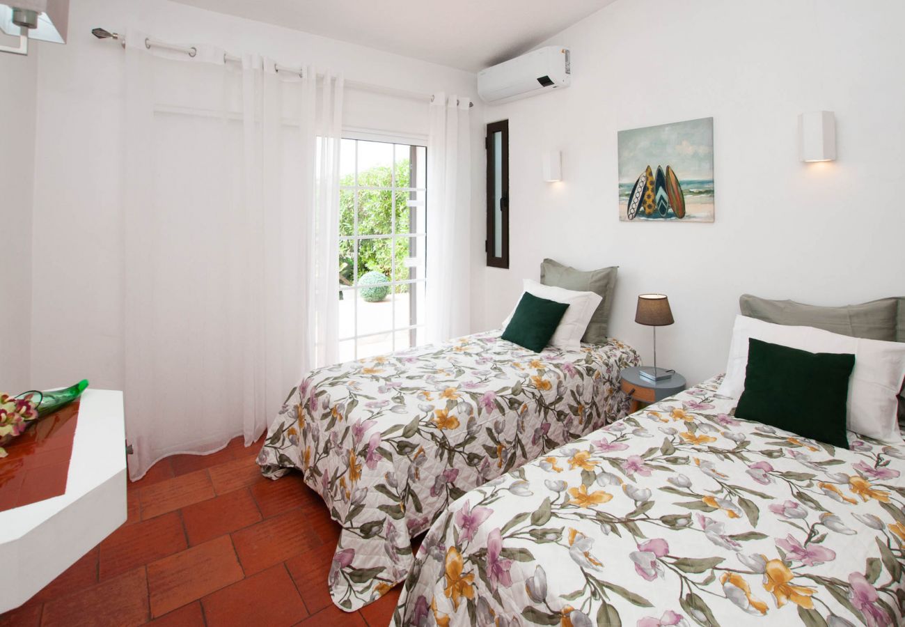 Villa in Albufeira - Villa 7 - Private Pool near the Strip
