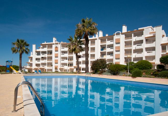 Studio in Albufeira - Ondas Verdes Ocv - Central, Pool & Tenis Court