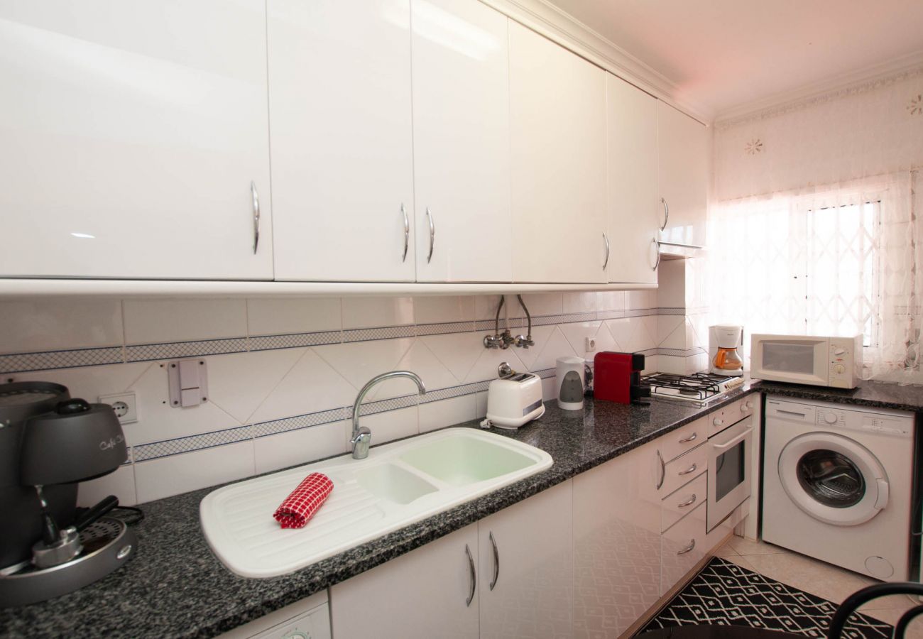 Studio in Albufeira - Ondas Verdes Ocv - Central, Pool & Tenis Court
