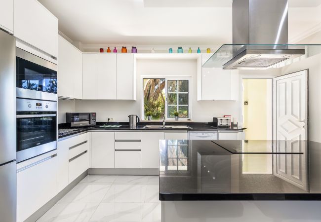 Villa in Albufeira - Villa Cambria by OCvillas  Villa in Albufeira - Villa Cambria by OCvillas