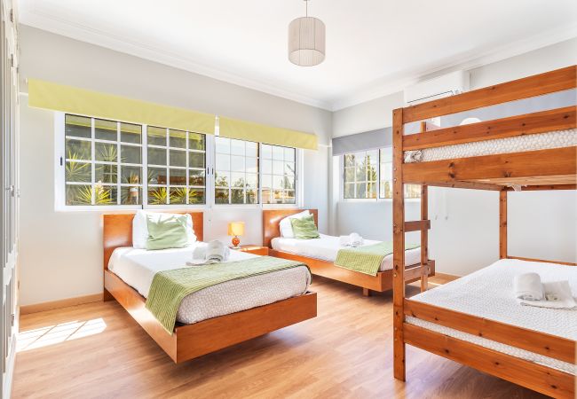 Villa in Albufeira - Villa Cambria by OCvillas  Villa in Albufeira - Villa Cambria by OCvillas