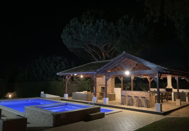 Villa in Albufeira - Villa Cambria by OCvillas  Villa in Albufeira - Villa Cambria by OCvillas