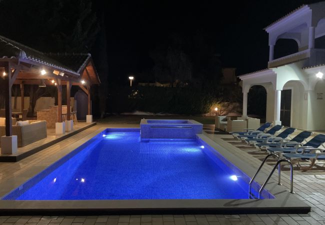 Villa in Albufeira - Villa Cambria by OCvillas  Villa in Albufeira - Villa Cambria by OCvillas