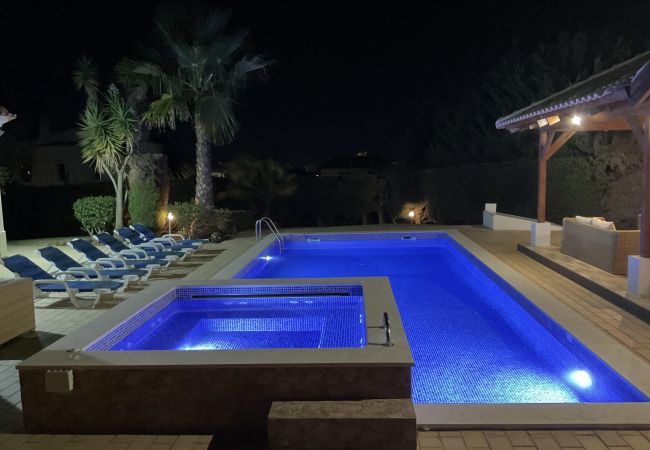 Villa in Albufeira - Villa Cambria by OCvillas  Villa in Albufeira - Villa Cambria by OCvillas