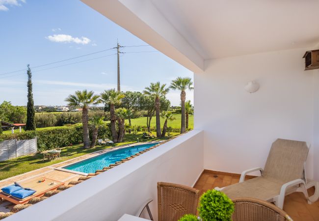 Apartment in Albufeira - Flat Dalia OCV - Pool & Private Parking