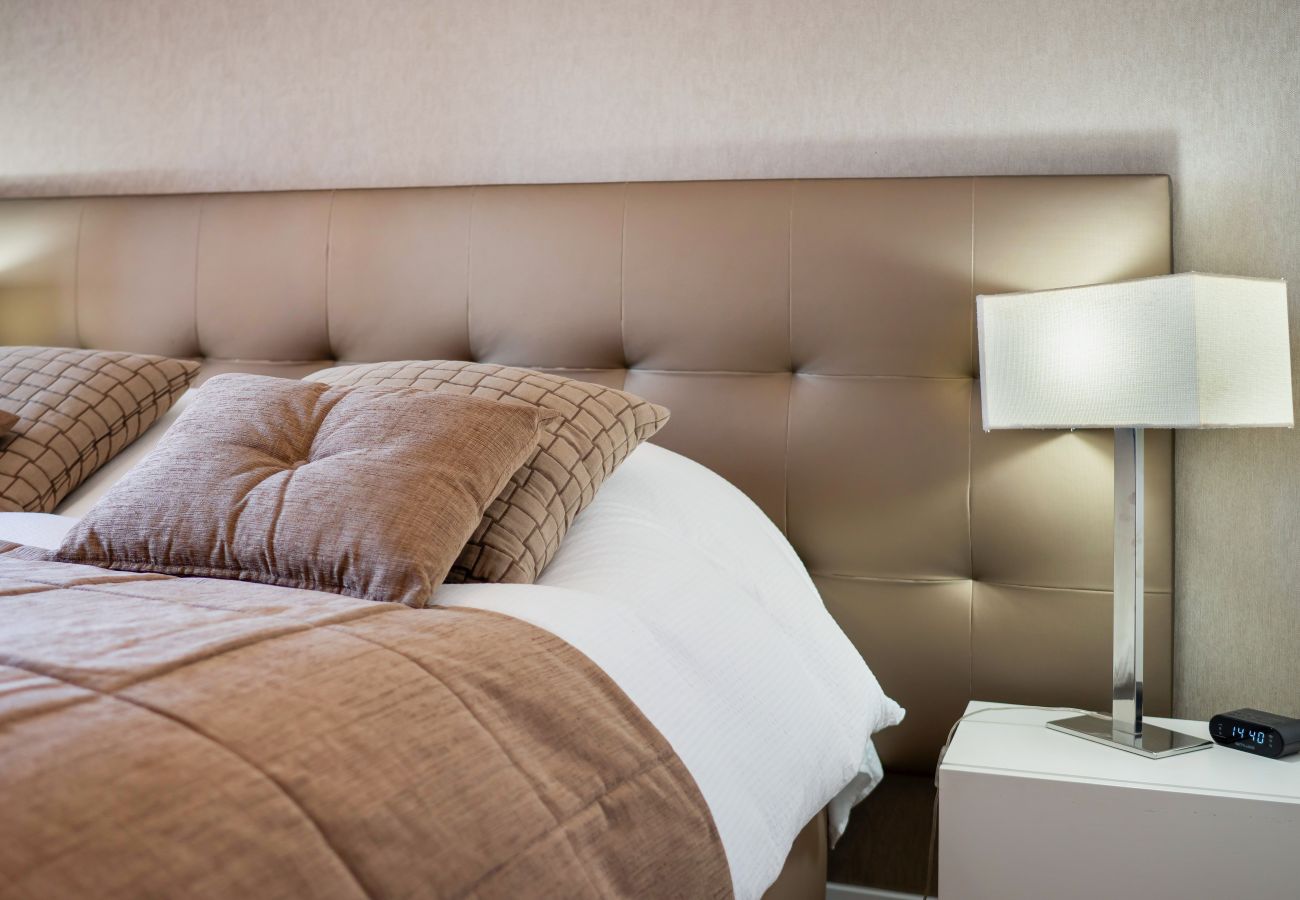 Apartment in Albufeira - Apt. Deluxe OCV - Pool & Albufeira View