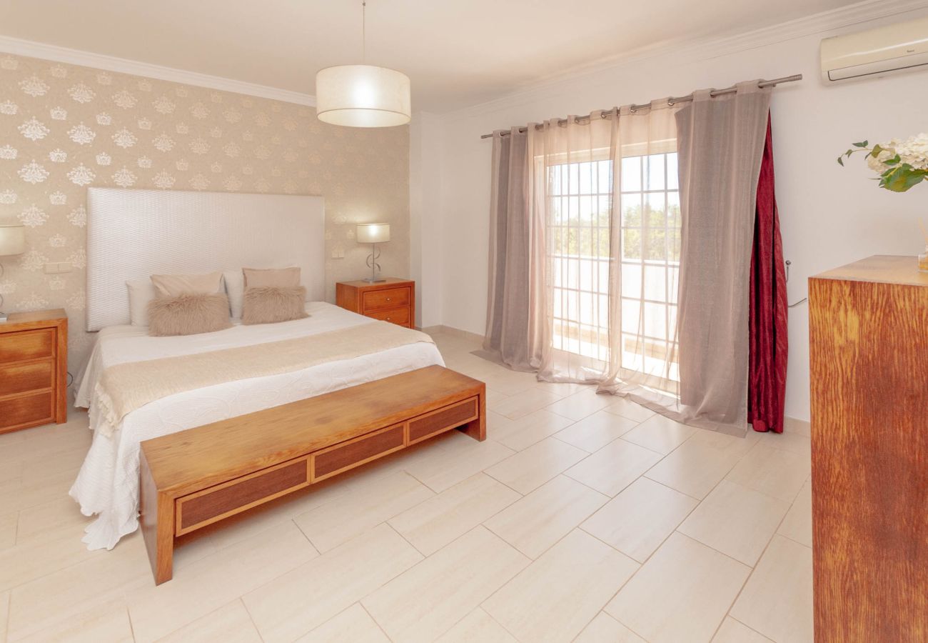 Villa in Albufeira - Villa Perola OCV -  Private Pool - Quiet location