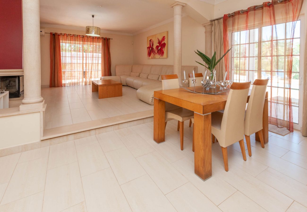 Villa in Albufeira - Villa Perola OCV -  Private Pool - Quiet location