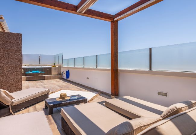 Villa in Albufeira - Villa Sunflower OCV - Pool & Jacuzzi Villa in Albufeira - Villa Sunflower OCV - Pool & Jacuzzi