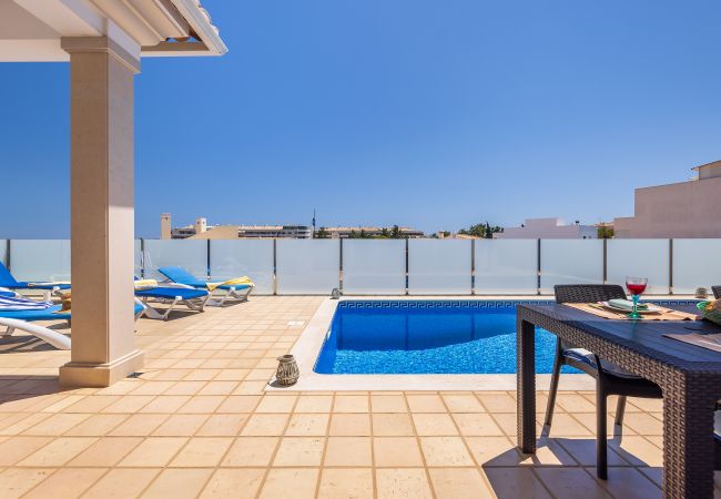 Villa in Albufeira - Villa Sunflower OCV - Pool & Jacuzzi Villa in Albufeira - Villa Sunflower OCV - Pool & Jacuzzi