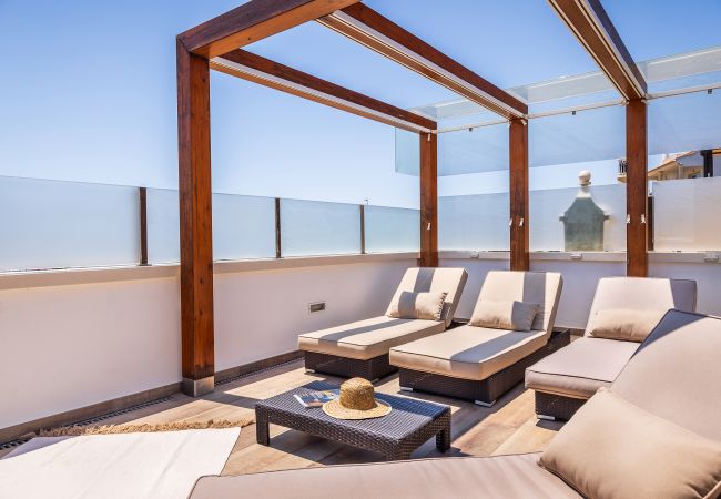 Villa in Albufeira - Villa Sunflower OCV - Pool & Jacuzzi Villa in Albufeira - Villa Sunflower OCV - Pool & Jacuzzi