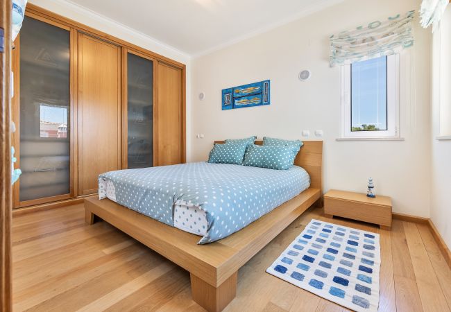 Villa in Albufeira - Villa Sunflower OCV - Pool & Jacuzzi Villa in Albufeira - Villa Sunflower OCV - Pool & Jacuzzi