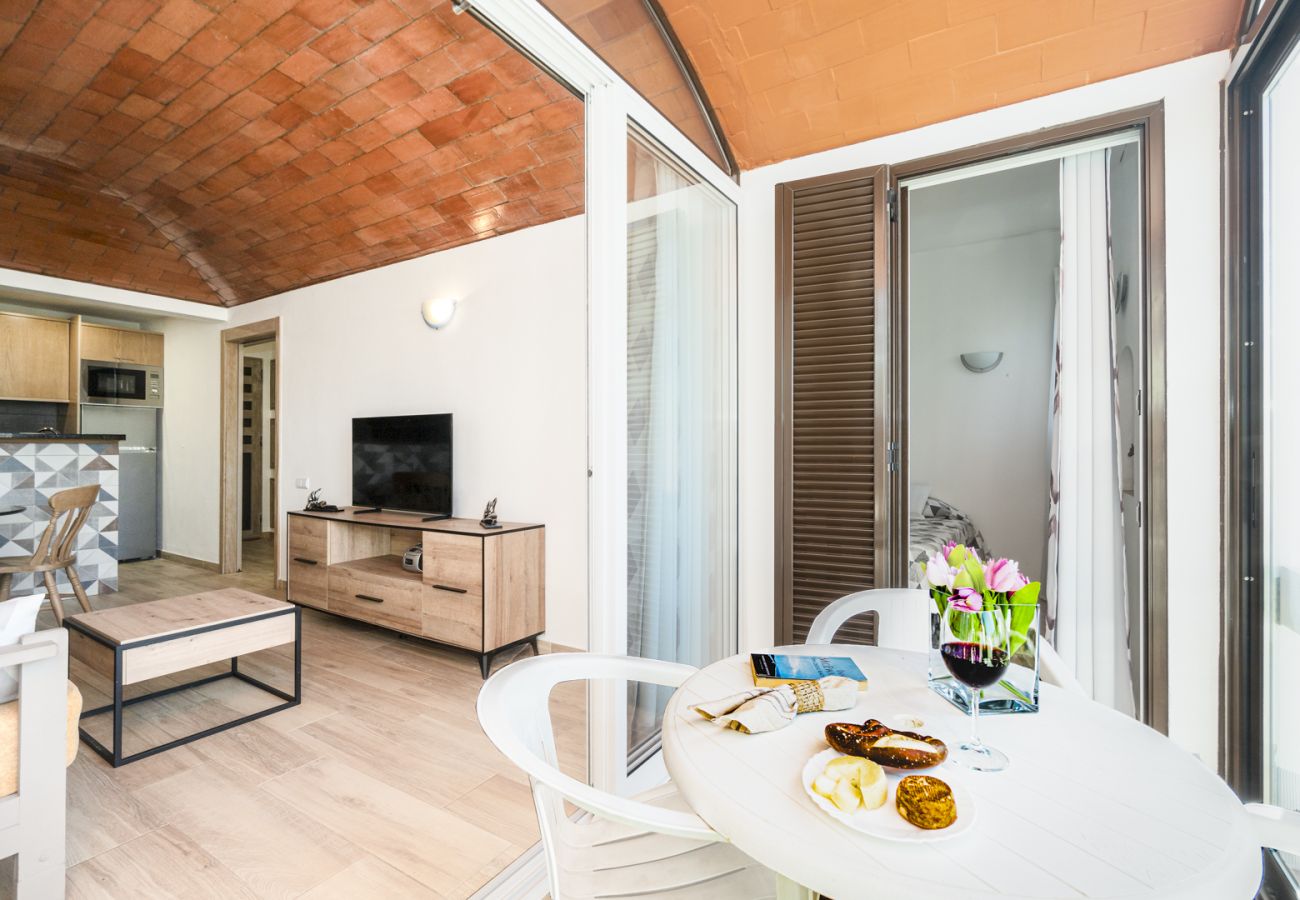 Apartment in Albufeira - On the Beach Apartment OCV - 2 minutes Beach