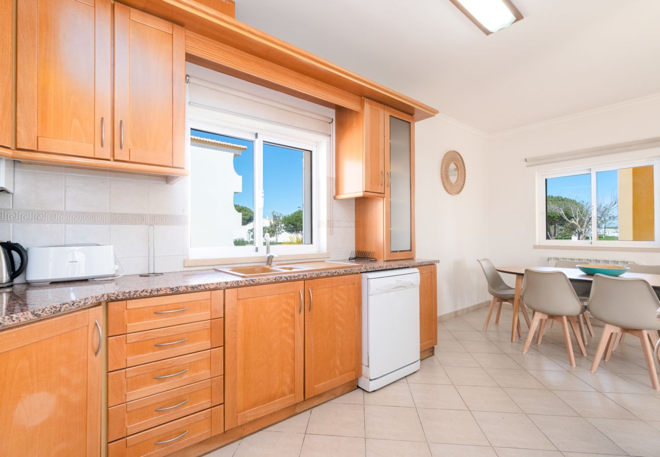 Villa in Albufeira - Casa da Praia - 5 min walk from Beach