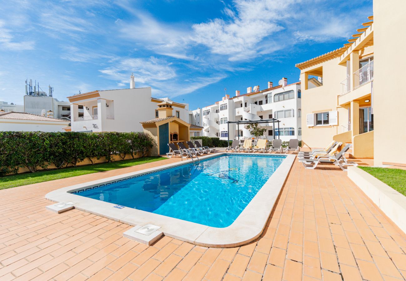 Villa in Albufeira - Casa da Praia - 5 min walk from Beach