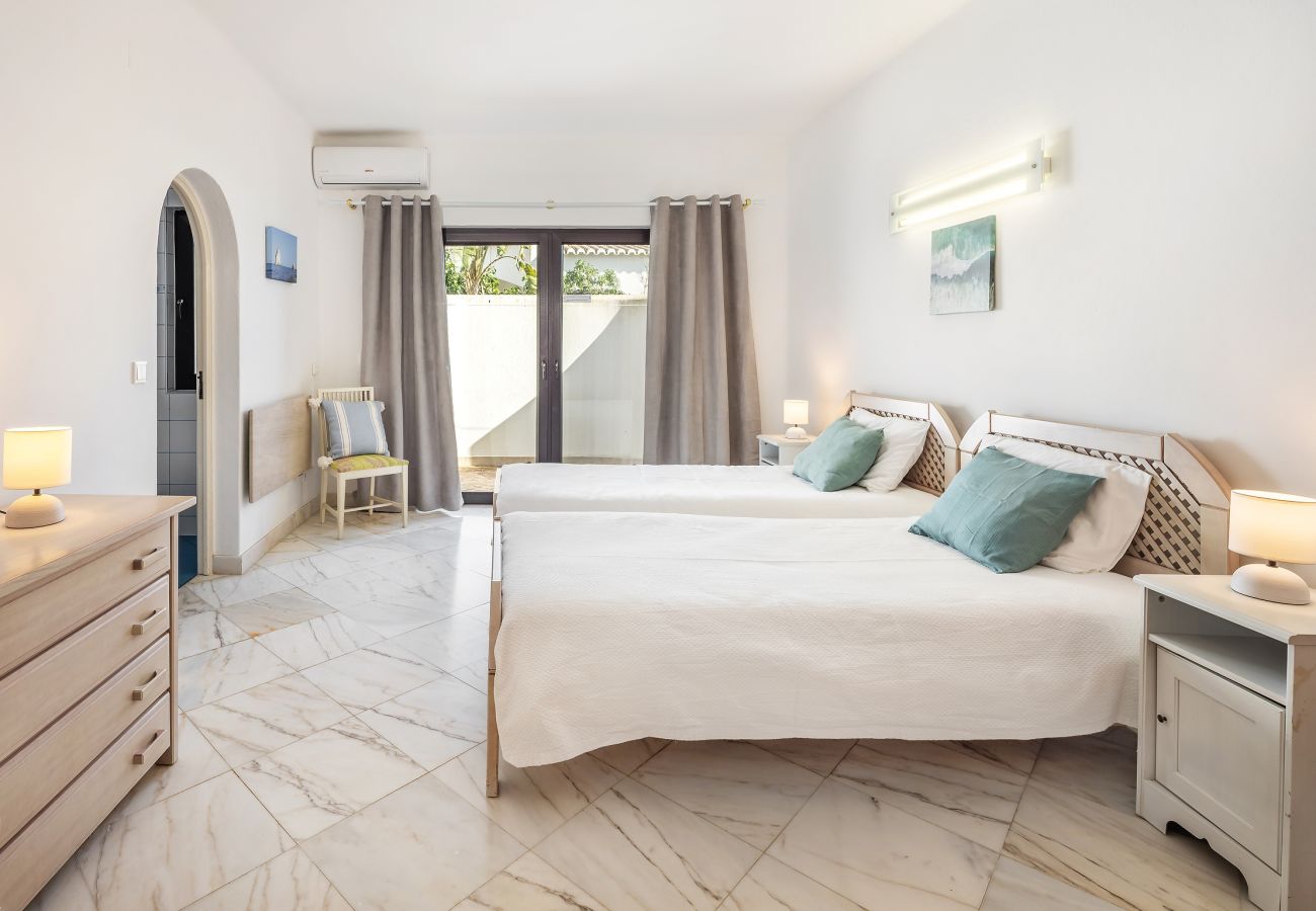 Villa in Albufeira - Villa Coral OCV - Private w/ pool Sao Rafael beach