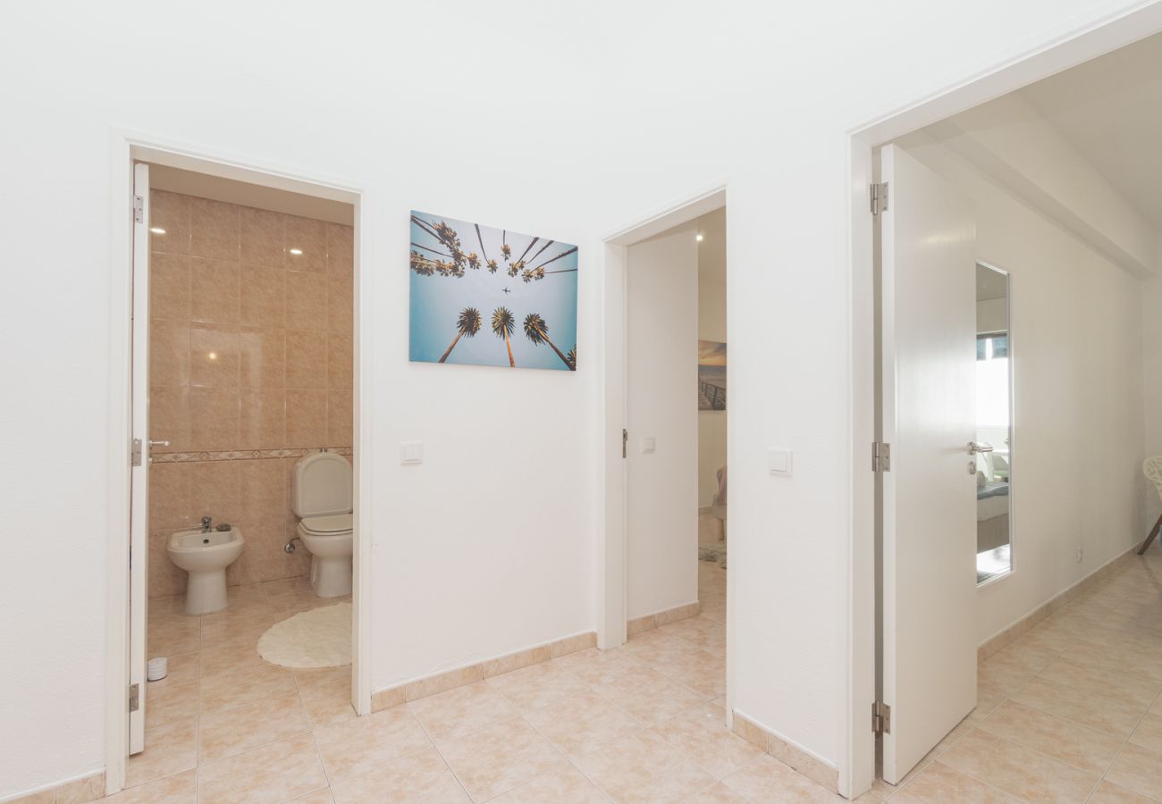Apartment in Albufeira - Central Apartment - Rooftop pool