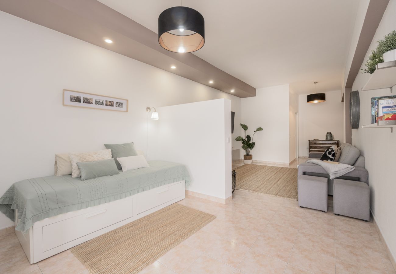 Apartment in Albufeira - Central Apartment - Rooftop pool