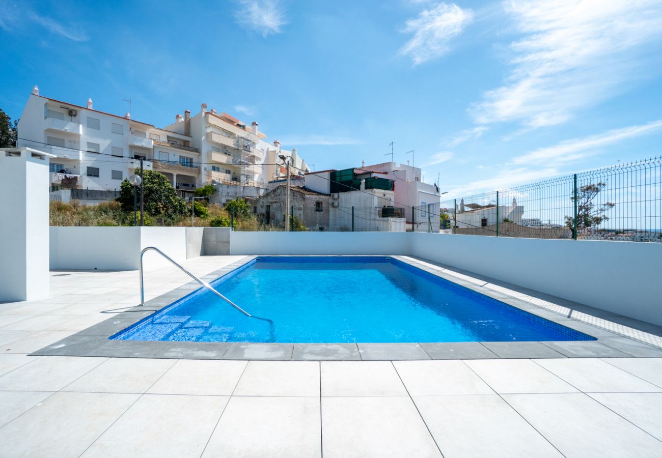 Apartment in Albufeira - Central Apartment - Rooftop pool