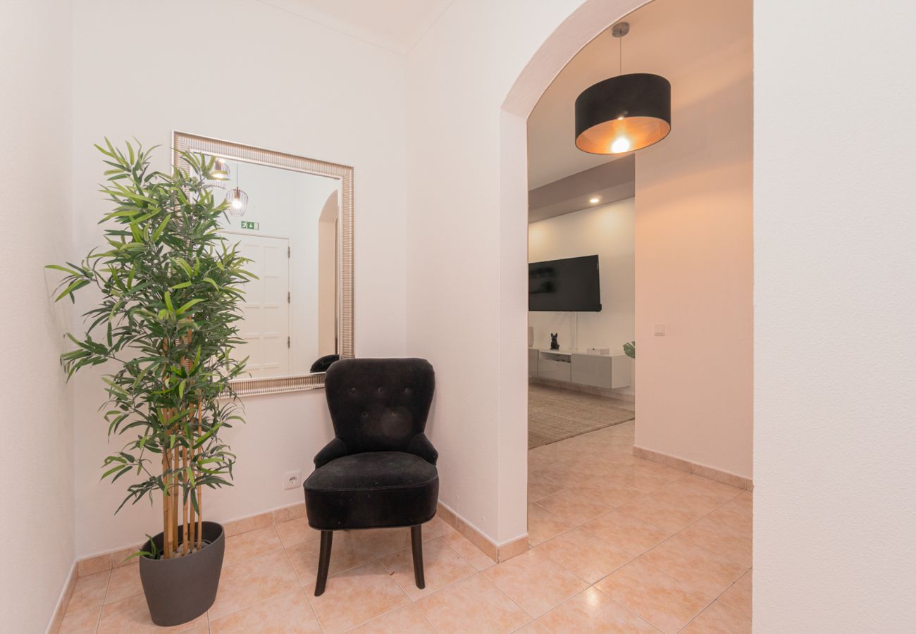 Apartment in Albufeira - Central Apartment - Rooftop pool