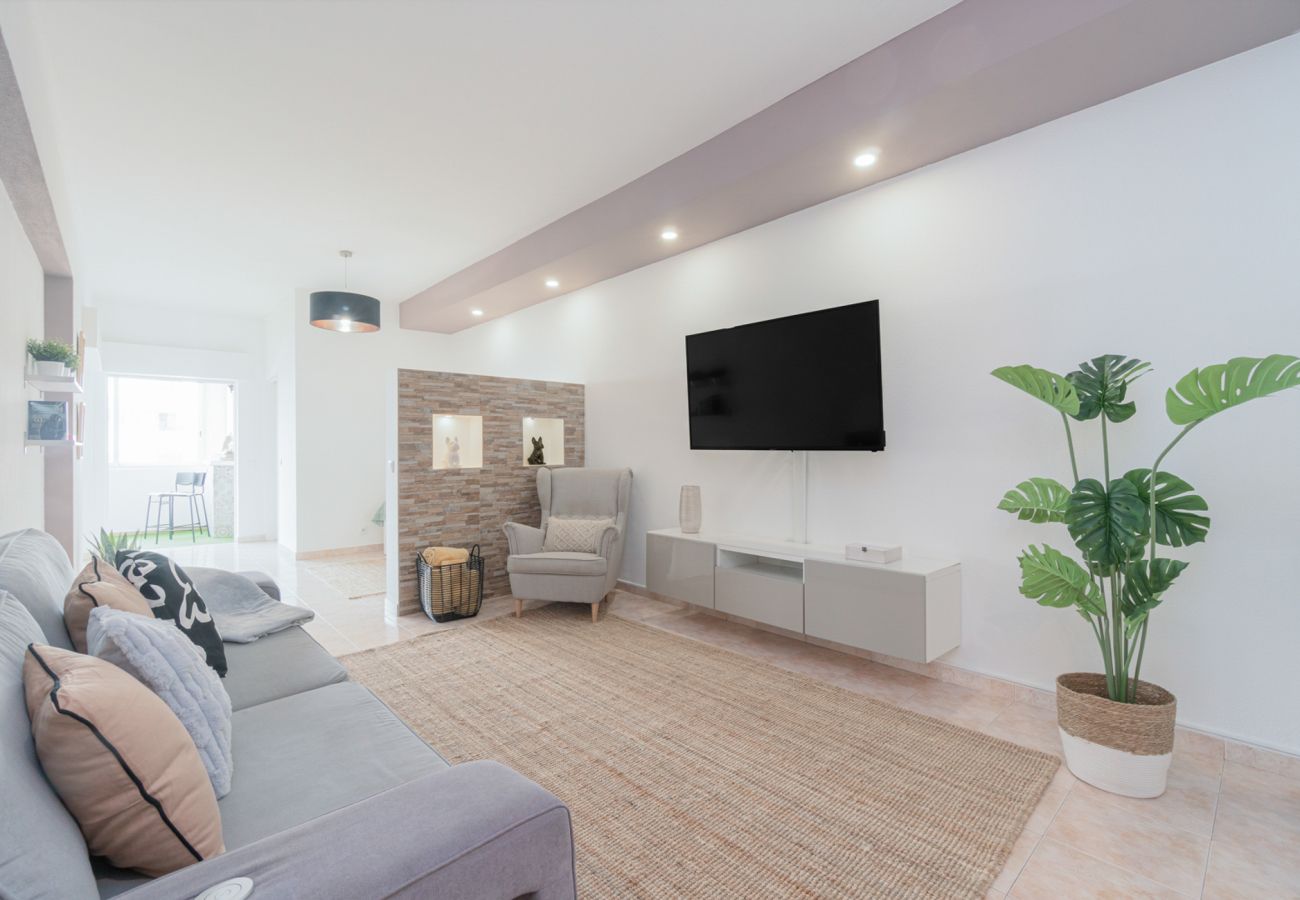 Apartment in Albufeira - Central Apartment - Rooftop pool