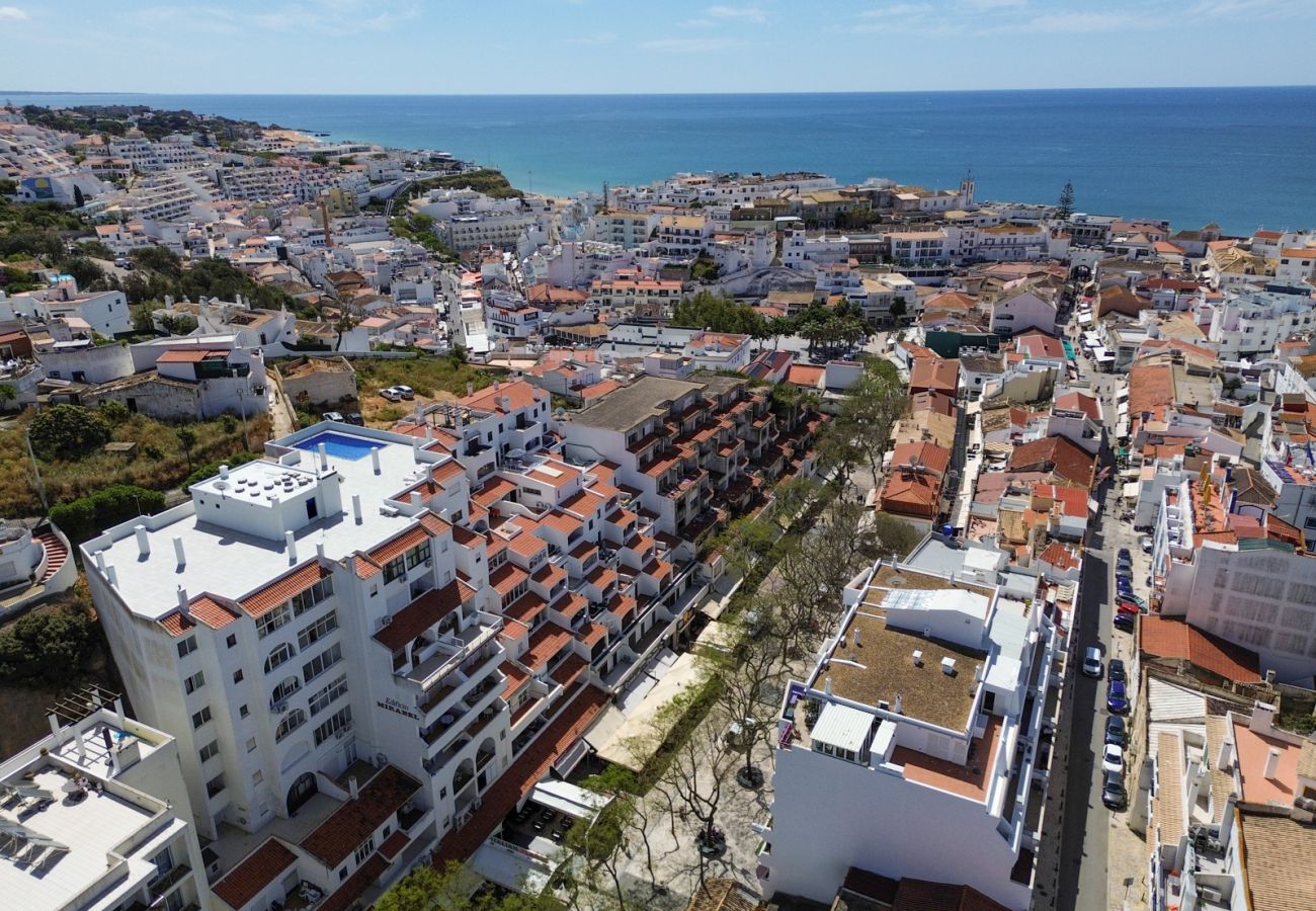 Apartment in Albufeira - Central Apartment - Rooftop pool